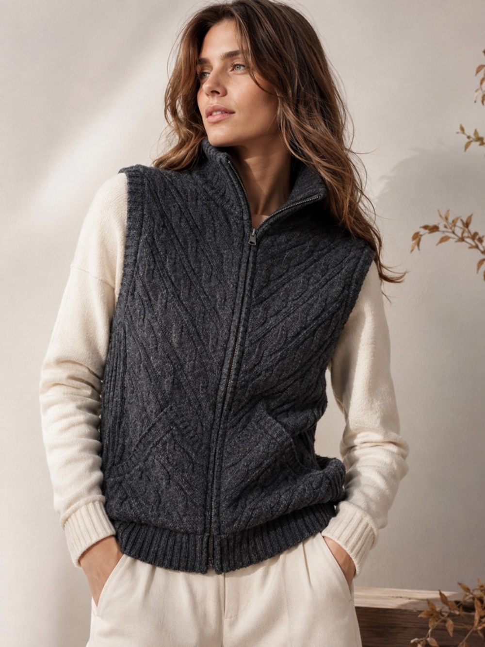 Eddie Bauer Women’s Wool Cable Knit Insulated Quiet Luxury Puffer Vest Sz L